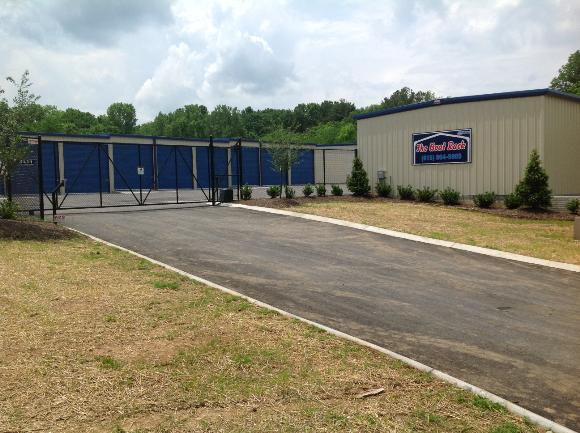 View and map of boat storage at Modern Marine,