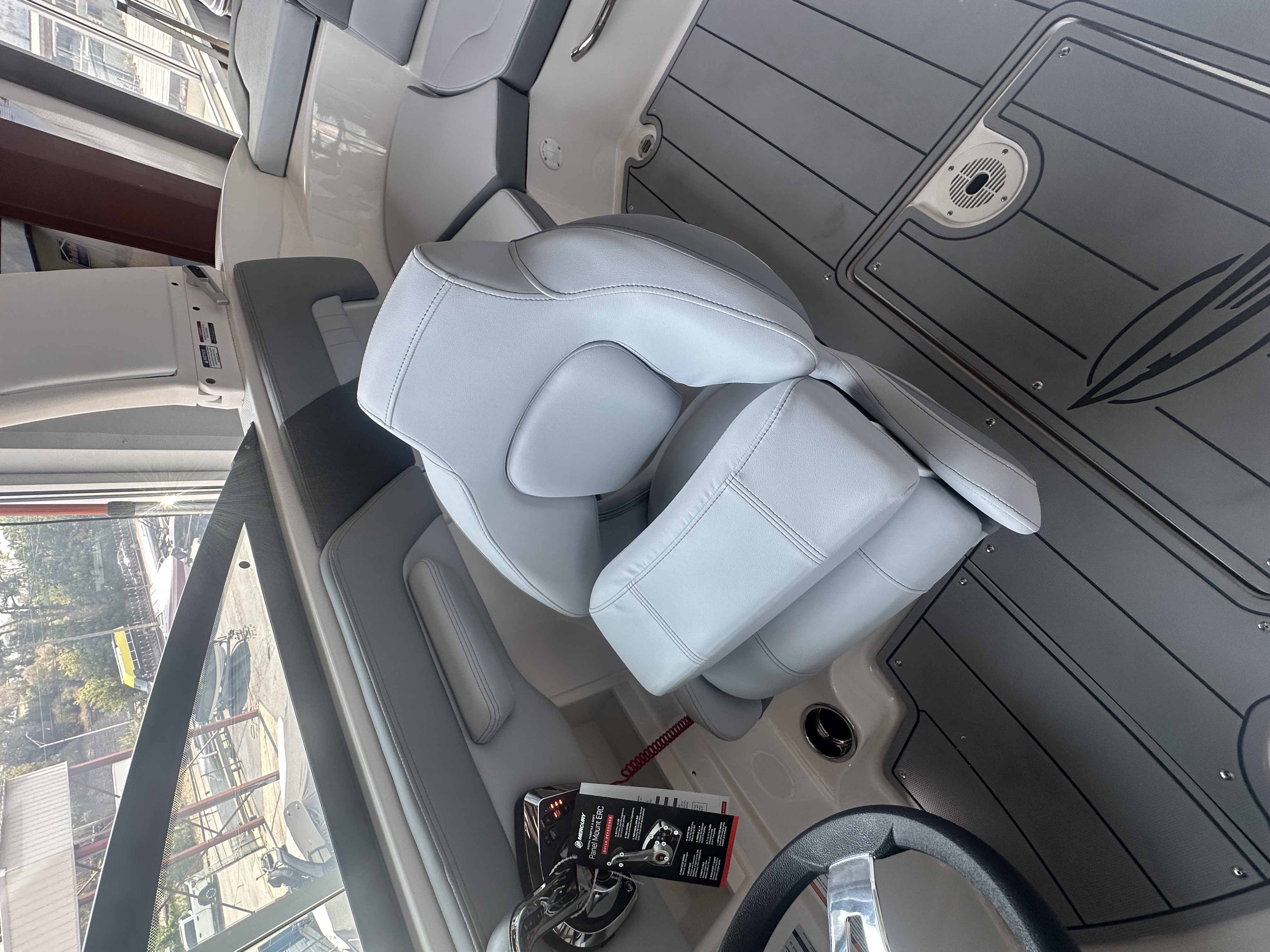 2027 Chaparral 23 SSi Bowrider