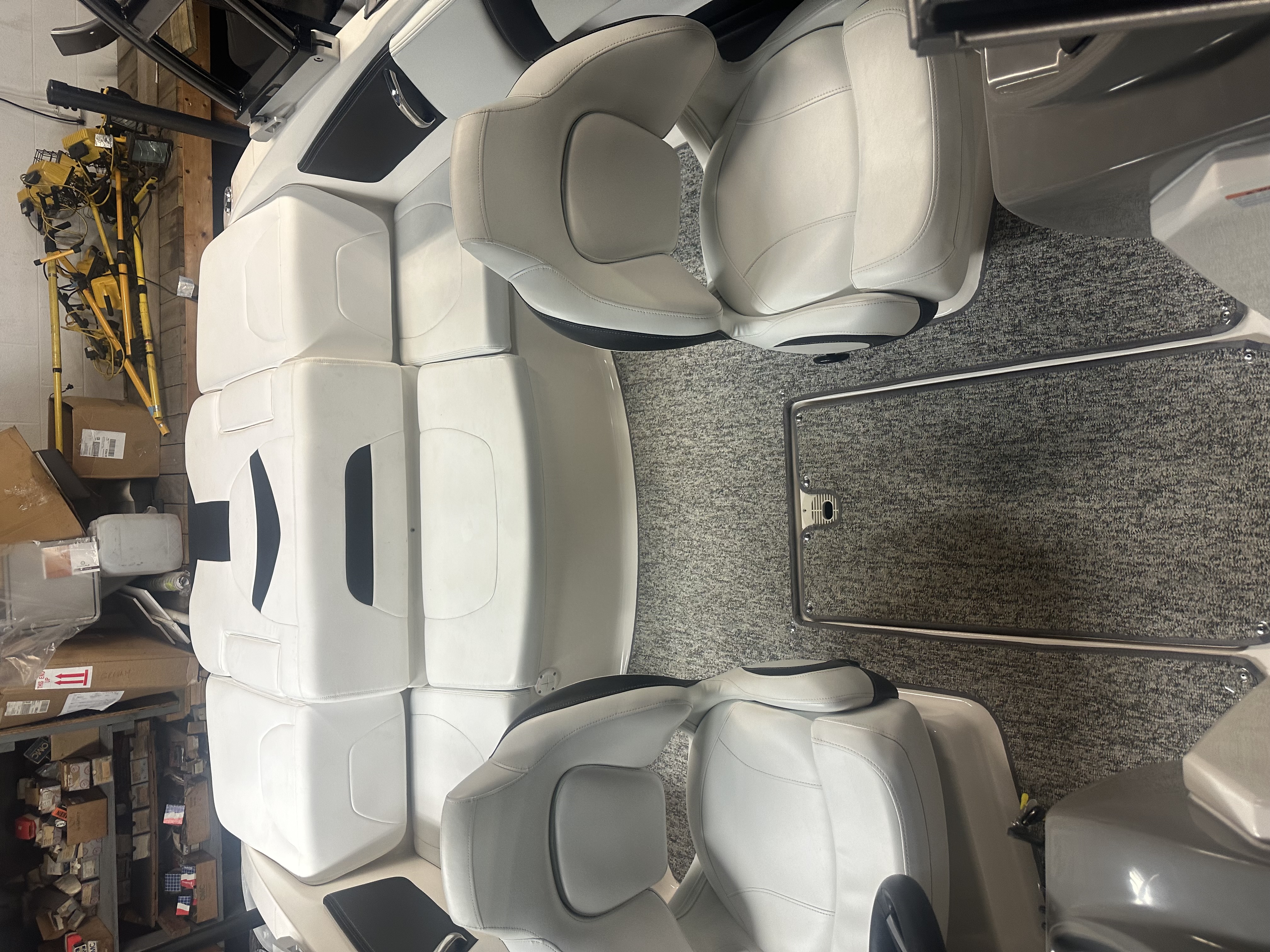 2017 Chaparral 21 H2O Sport Boat
