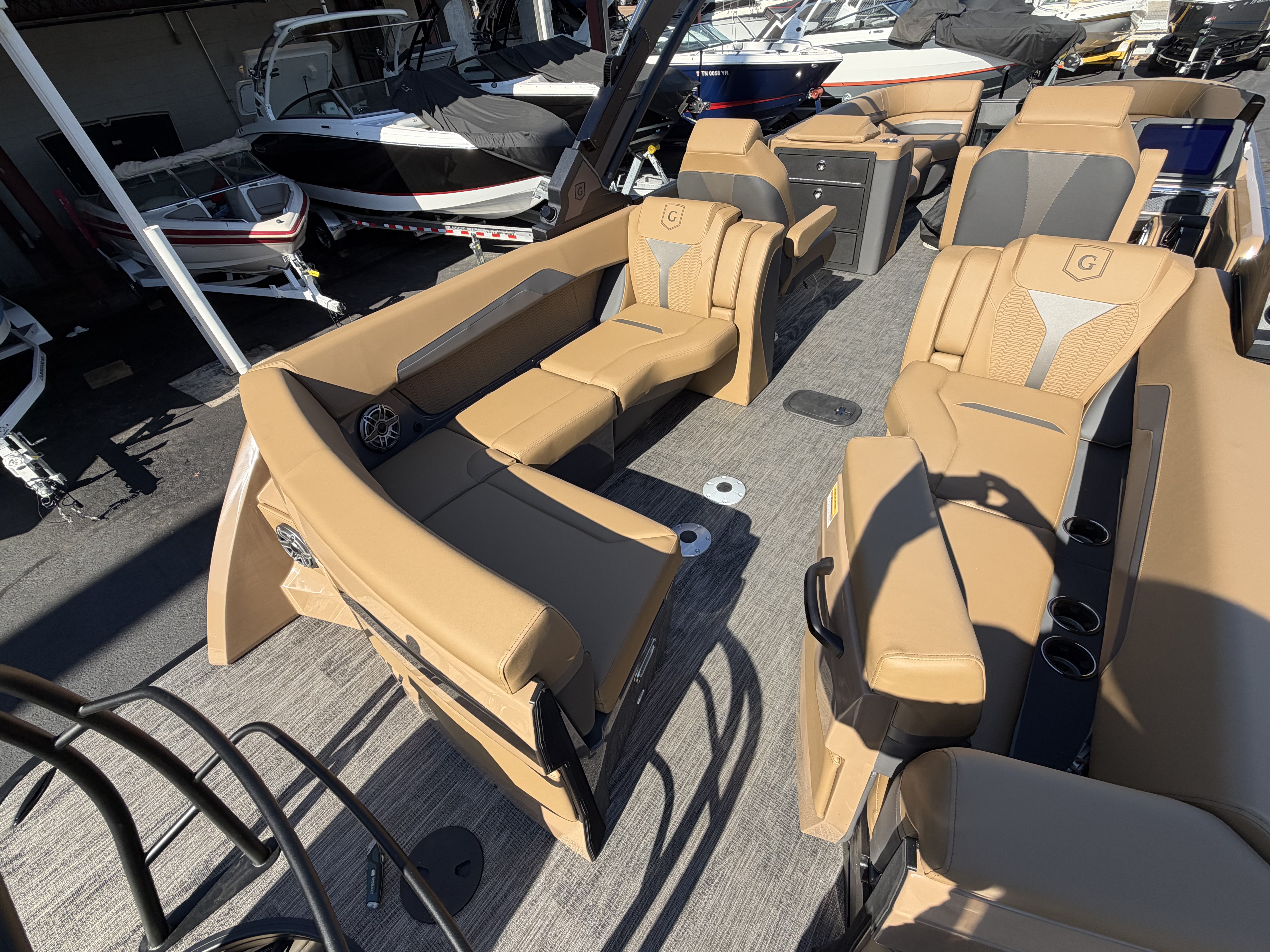 2027 Godfrey Pontoon Boats AquaPatio 255 ULC Pontoon